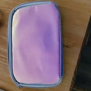 Shiny pouch